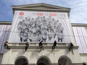 MS Színház molinó és építési háló